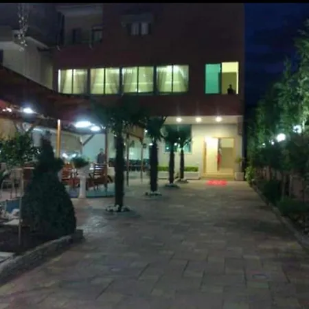 125 & Restaurant Lägenhet