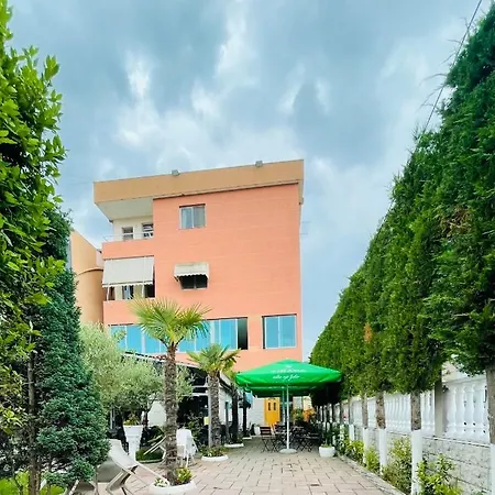 Bajovah & Restaurant * Tirana
